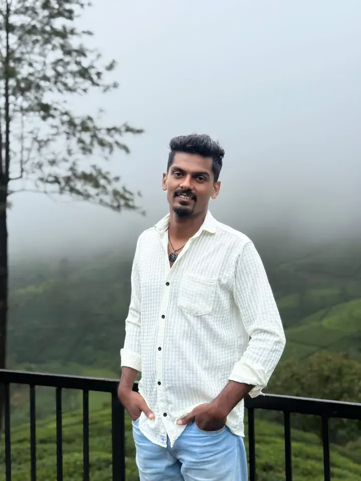 Tharindu Damith, Senior Software Engineer